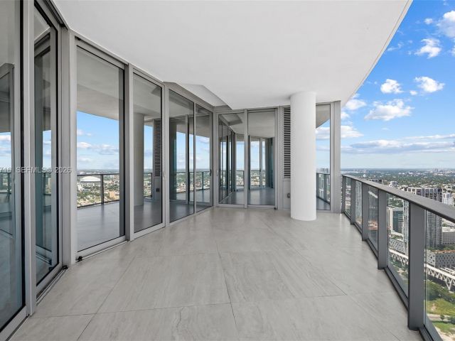 Квартира в аренду номерPH 5402 - фото 7488078