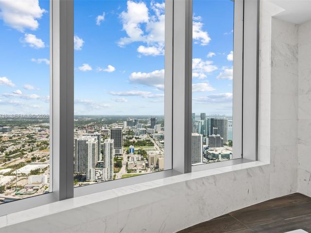 Квартира в аренду номерPH 5402 - фото 7488079