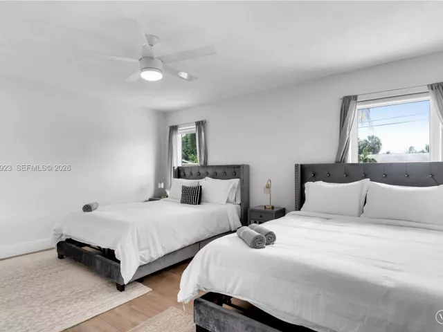 Продажа дома по адресу 617 NW 30th Ct - фото 7451584