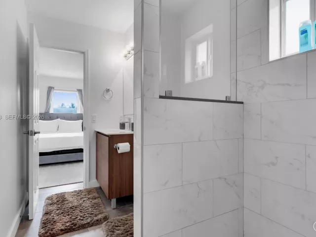 Продажа дома по адресу 617 NW 30th Ct - фото 7451586