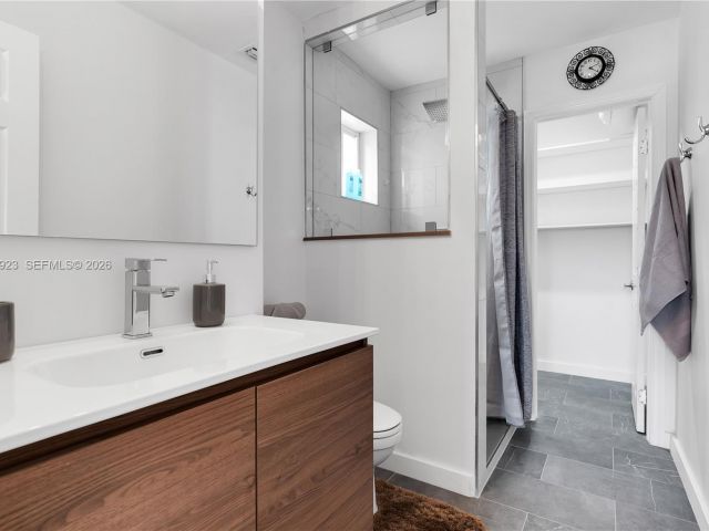 Продажа дома по адресу 617 NW 30th Ct - фото 7451585