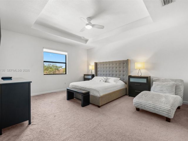 Продажа дома по адресу 160 SE 23rd Ter - фото 7460374