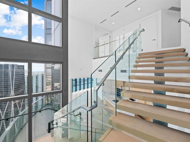 Квартира в аренду номерPH 5700 - фото 7488098