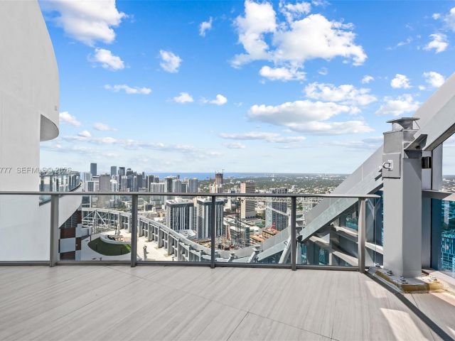 Квартира в аренду номерPH 5700 - фото 7488103