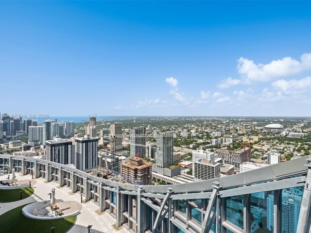 Квартира в аренду номерPH 5700 - фото 7488105