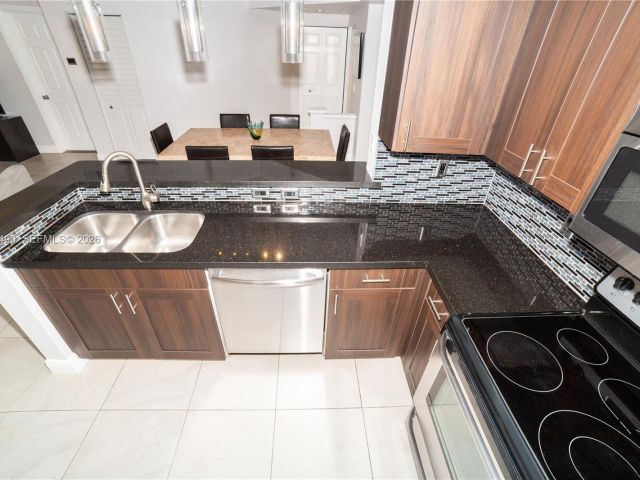 Продажа квартиры #1802 - фото 7512610