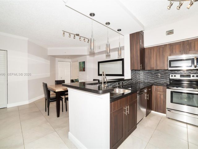 Продажа квартиры #1802 - фото 7512614