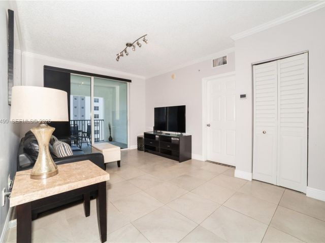 Продажа квартиры #1802 - фото 7512624