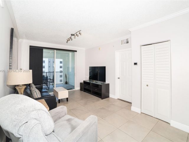 Продажа квартиры #1802 - фото 7512626