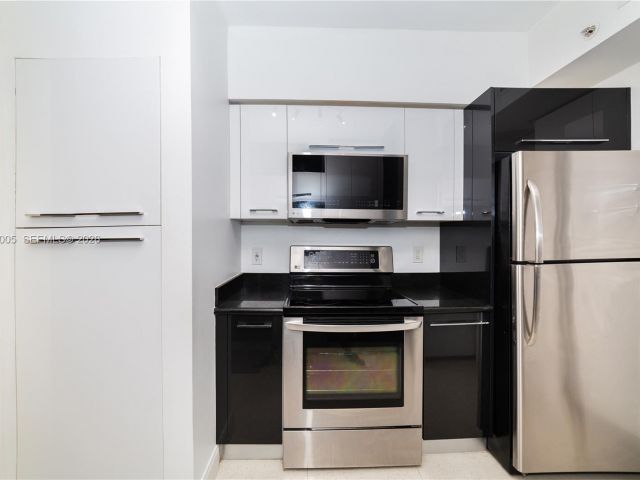 Квартира в аренду номер1815 - фото 7512511