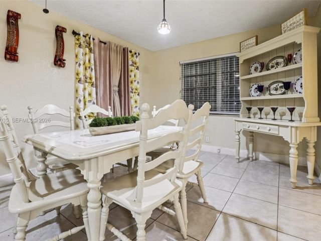 Продажа дома по адресу 3398 NW 212th St - фото 7535090