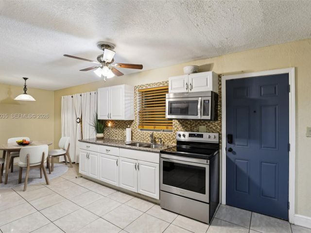 Продажа дома по адресу 3398 NW 212th St - фото 7535093