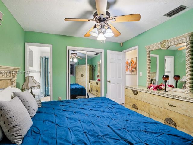 Продажа дома по адресу 3398 NW 212th St - фото 7535101