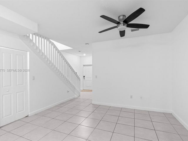 Дом в аренду по адресу 1467 SE 26th Rd 0 - фото 7461029