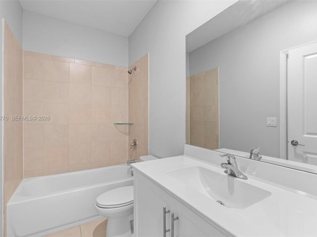 Дом в аренду по адресу 1467 SE 26th Rd 0 - фото 7461036