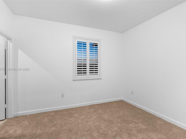 Дом в аренду по адресу 1467 SE 26th Rd 0 - фото 7461041