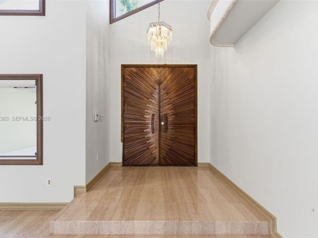 Продажа дома по адресу 9930 SW 145th St - фото 7531315