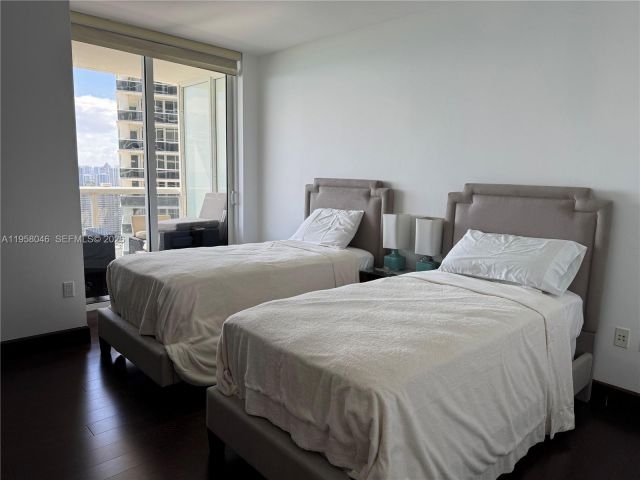 Квартира в аренду номер3303 - фото 7499618