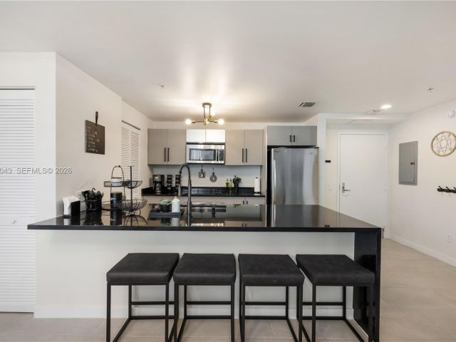 Квартира в аренду номерT-1502 - фото 7496319