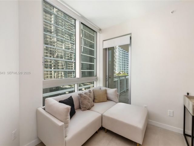 Квартира в аренду номерT-1502 - фото 7496335