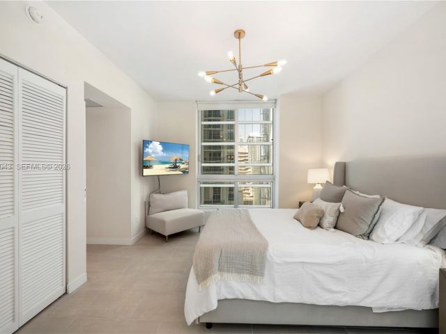 Квартира в аренду номерT-1502 - фото 7496339