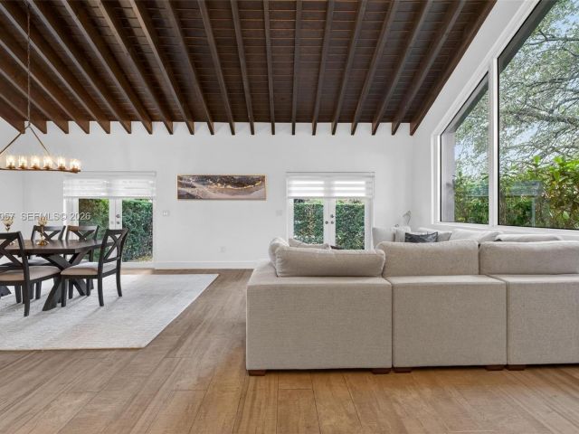 Дом в аренду по адресу  - фото 7471214