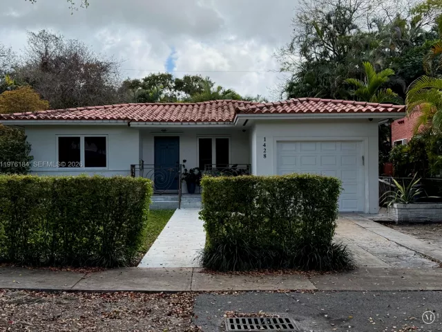Дом в аренду по адресу 1428 Ortega Ave - фото 7471191