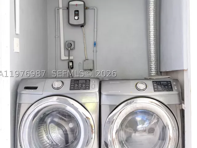 Продажа дома по адресу 1762 NW 15th St - фото 8870889