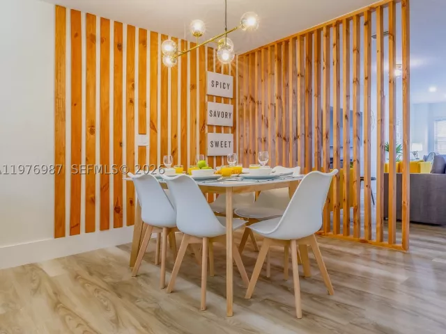 Продажа дома по адресу 1762 NW 15th St - фото 8870876