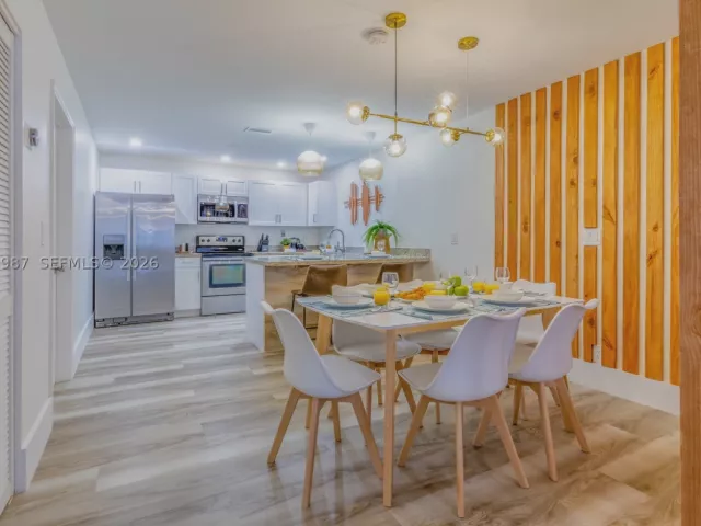 Продажа дома по адресу 1762 NW 15th St - фото 8870878