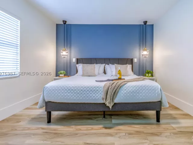 Продажа дома по адресу 1762 NW 15th St - фото 8870882