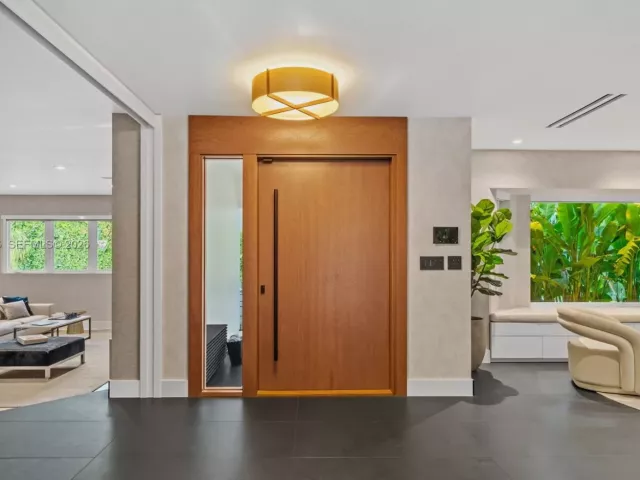 Дом в аренду по адресу 4800 Bay Point Rd - фото 7566368