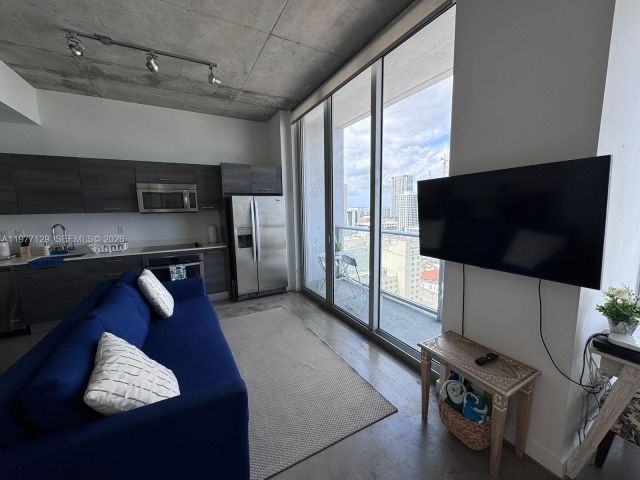 Продажа квартиры #2406 - фото 7467826