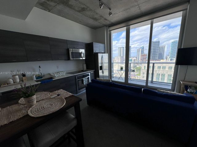 Продажа квартиры #2406 - фото 7467835