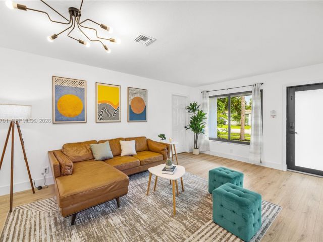 Продажа дома по адресу 324 Sterling Ave - фото 7521035