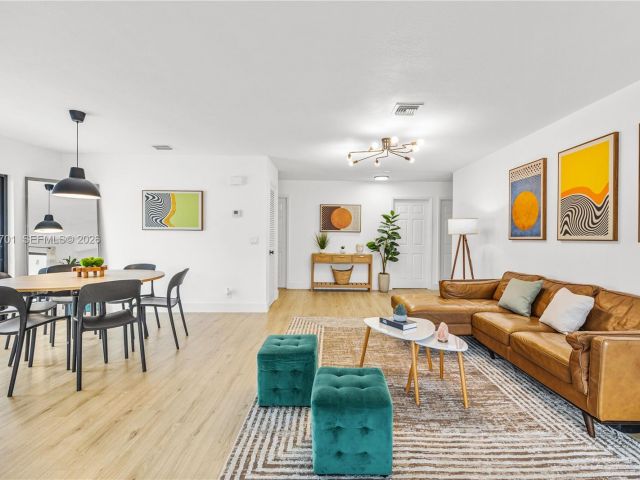 Продажа дома по адресу 324 Sterling Ave - фото 7521036