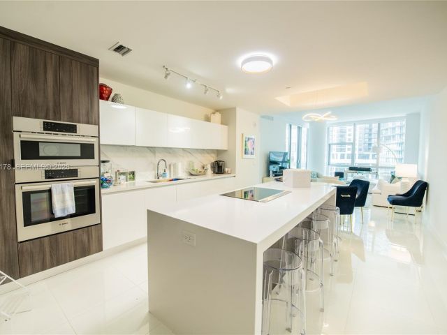 Продажа квартиры #811 - фото 7523136