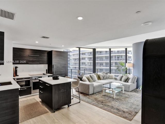 Квартира в аренду номер2001 - фото 7508297