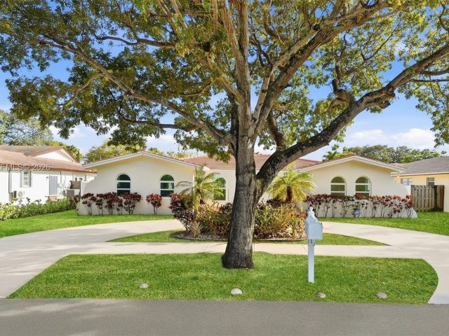 Продажа дома по адресу 1880 NE 206th Ter - фото 7517453