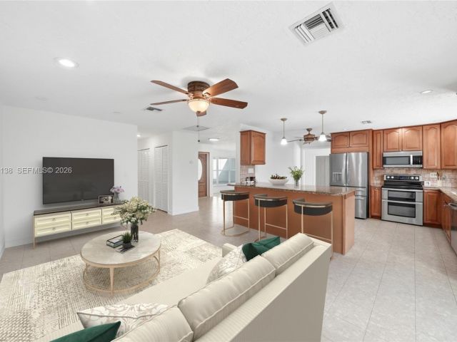 Продажа дома по адресу 1880 NE 206th Ter - фото 7517459