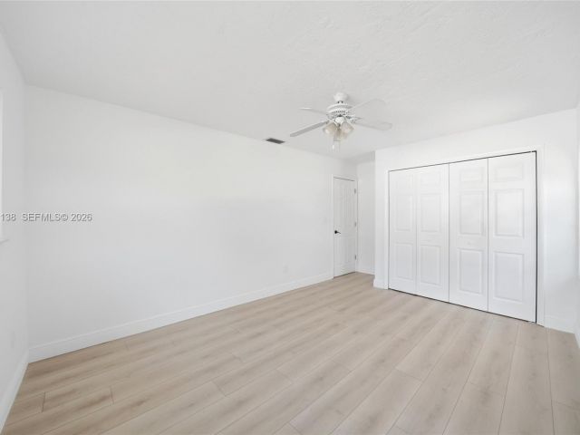 Продажа дома по адресу 1880 NE 206th Ter - фото 7517469