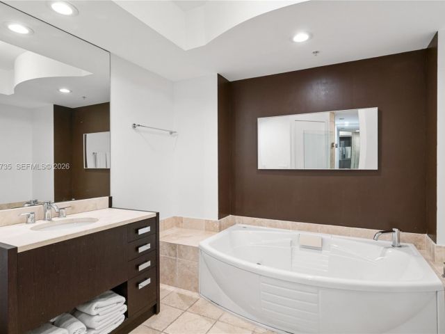 Продажа квартиры #1804 - фото 7496605