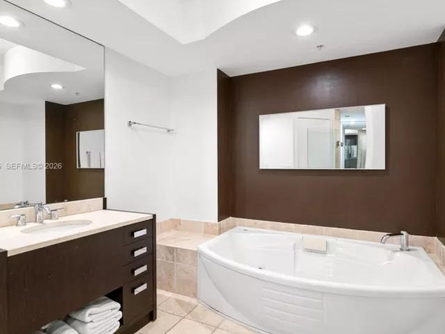 Продажа квартиры #1804 - фото 7496605