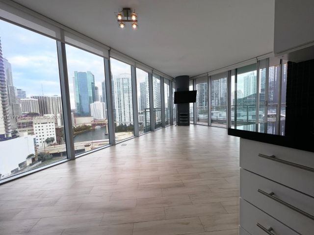 Квартира в аренду номер1801 - фото 7486798