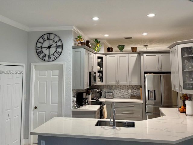 Продажа дома по адресу 1335 E Barwick Ranch Cir - фото 7476135