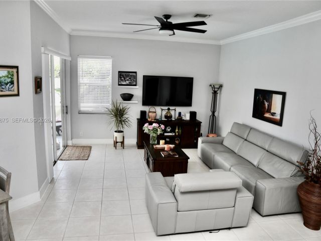 Продажа дома по адресу 1335 E Barwick Ranch Cir - фото 7476136