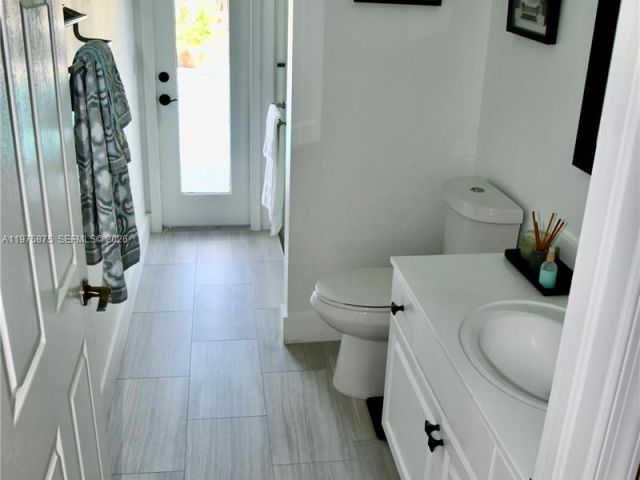 Продажа дома по адресу 1335 E Barwick Ranch Cir - фото 7476143