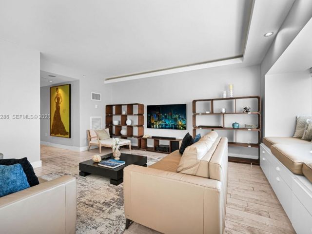 Продажа квартиры #3401 - фото 7510432