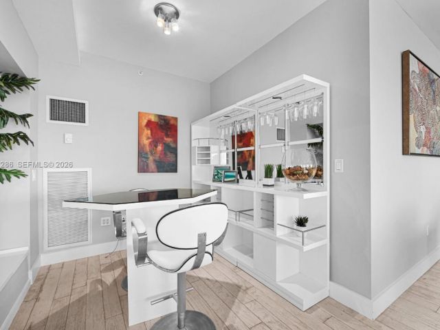 Продажа квартиры #3401 - фото 7510437