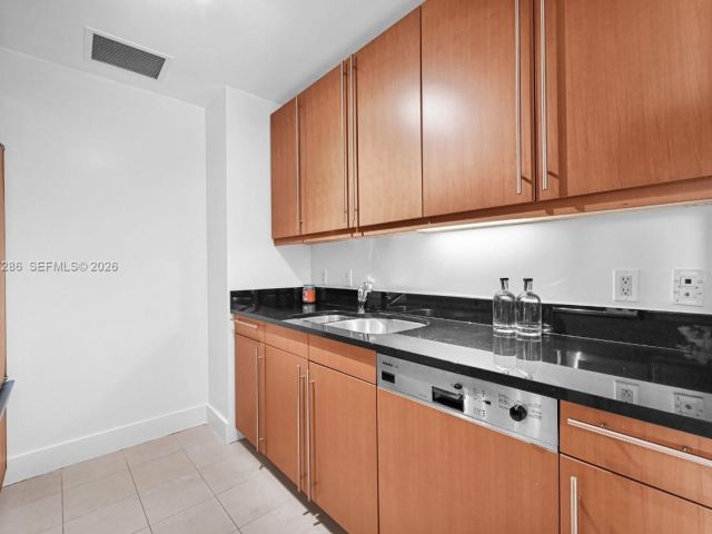 Продажа квартиры #3401 - фото 7510440